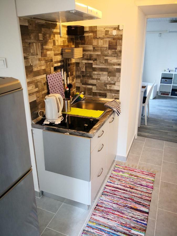 Miramar Apartment *